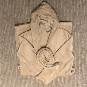 Summer & Rose Cozy Robe